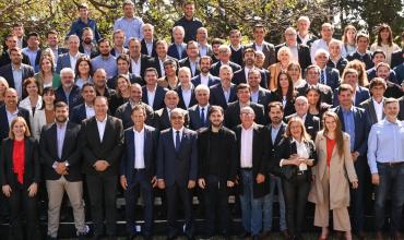 Felipe Álvarez junto a Rodríguez Larreta en el lanzamiento de “Prepararse para gobernar: un país federal”