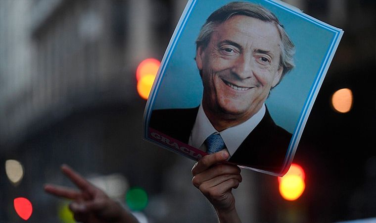 Distintos políticos recuerdan a Néstor Kirchner en las redes, a 12 años ...