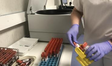 Laboratorios de La Rioja aseguran que atraviesan una fuerte crisis económica: Falta de acuerdo con obras sociales y altos costos de los insumos  