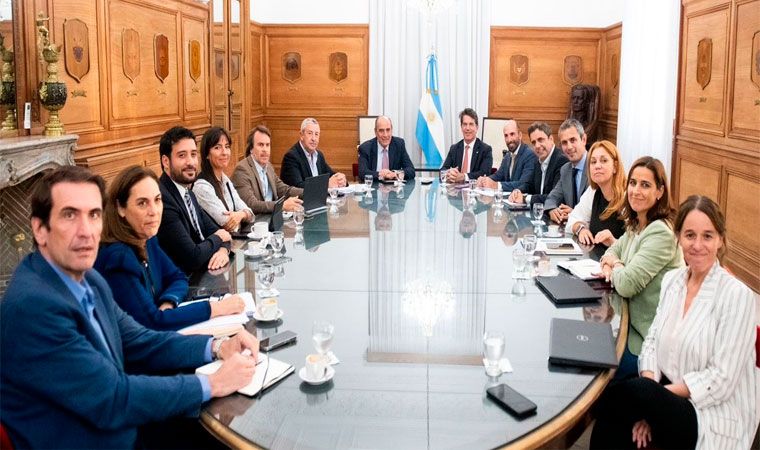 El Gobierno definió el borrador de la nueva Ley Bases y fijó que el ...