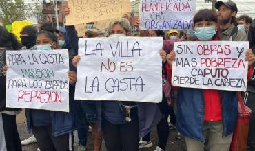 Vecinos bloquearon el ingreso a la casa de Caputo en un country en Benavídez