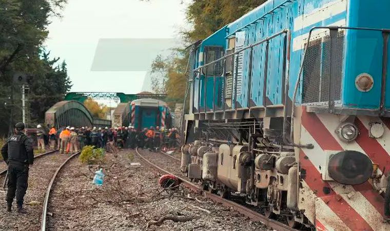 Tras el choque de trenes en Palermo, el Gobierno anunció que decretará ...