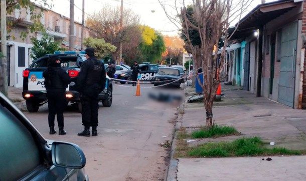 Crimen del adolescente en Rosario: imputaron a un joven y el taxista ...