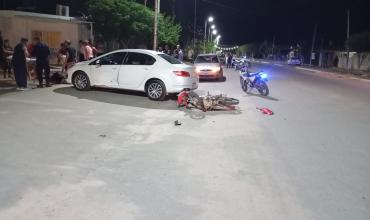  Una mujer resultó herida tras un choque entre un auto y una moto en Chepes
