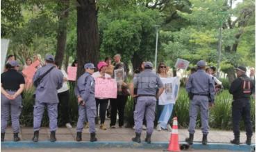 El jurado popular del caso Cecilia Strzyzowski sigue deliberando y crece la tensión por el veredicto