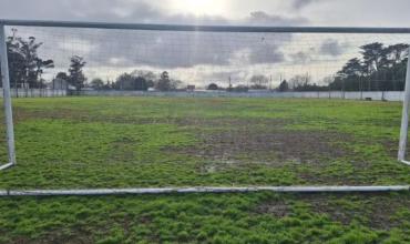 Un futbolista agredió a una mujer policía en un partido y ahora deberá pagarle una millonaria indemnización