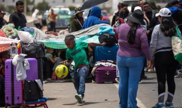 Perú declarará estado de emergencia en sus fronteras para evitar ingreso descontrolado de migrantes desde Chile