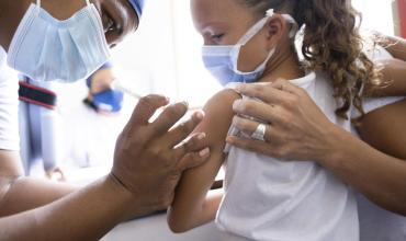 Alertan sobre el estancamiento en las tasas de vacunación