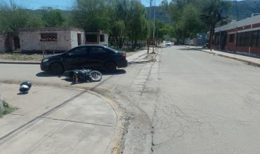 Una motociclista sufrió lesiones tras un choque en Ulapes