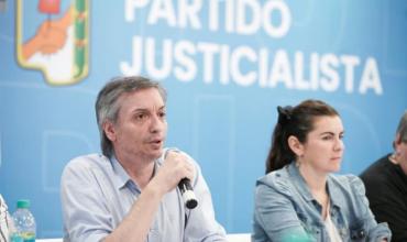 En plena interna, el PJ bonaerense activa el calendario electoral y negocia un candidato de consenso