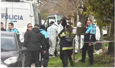 Un vecino de La Plata encontró huesos humanos en el patio de su casa mientras cortaba el pasto