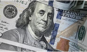 Se disparó el dólar blue mientras el Senado debate el Presupuesto 2026