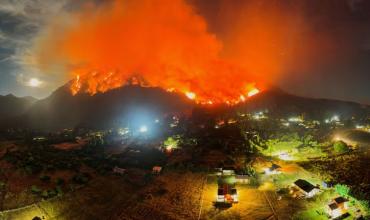 Rubén Oliva, presidente de la Federación de Bomberos de Chubut: “El incendio no está controlado”