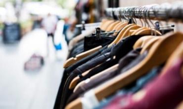 Las ventas minoristas crecieron 2,5% en 2025 impulsadas por el fuerte alza en el arranque del año