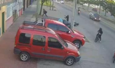 Un policía de civil se resistió a un robo y baleó a un motochorro de 16 años en Isidro Casanova