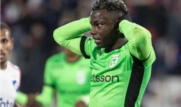 ¡Alarma en Boca! Atlético Nacional aceptó una oferta superadora por Marino Hinestroza: ¿se cae el pase?