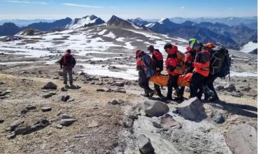 Rescataron a un andinista estadounidense que estaba en grave estado en el Aconcagua