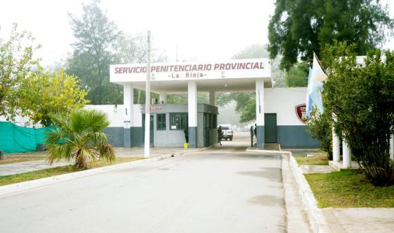 Una mujer fue imputada al usar a su hija para intentar ingresar estupefacientes al Servicio Penitenciario