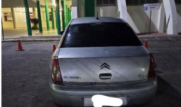 Hombre ingresó herido al hospital y su vehículo fue entregado a un familiar