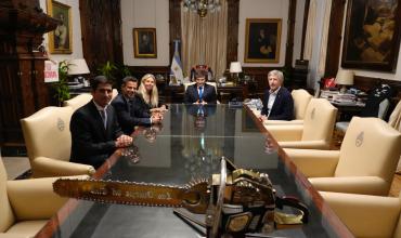 Milei avanza en acuerdos con VISA para fortalecer la infraestructura de pagos digitales