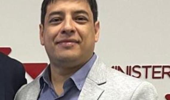 Roberto Rodrigo Moreira, médico toxicólogo y pediatra: “El alcohol en adolescentes puede generar daños neuronales y abrir la puerta a otras adicciones”