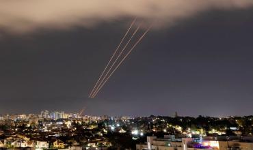 Argentinos en Israel: 200 turistas varados y 100.000 residentes bajo alertas por misiles