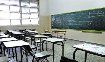 El Gobierno de San Juan confirmó que descontará el día a docentes que adhieran al paro de 48 horas, pero que "seguirá el diálogo"