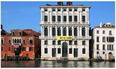 Italia vivió un cinematográfico robo de cientos de pares de zapatos de lujo Prada