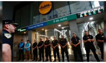 Dos detenidos y 400 personas identificadas durante un nuevo operativo de saturación en el subte