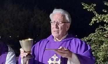 Se descompensó el padre Queirolo durante una misa en la Catedral