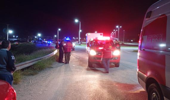 Automóvil atropelló a dos peatones en Ruta 38 y avenida Malvinas Argentinas: ambos fueron hospitalizados