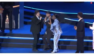 En pleno conflicto en Medio Oriente, Javier Milei cantó "Libre" en un evento televisivo en Israel: el video
