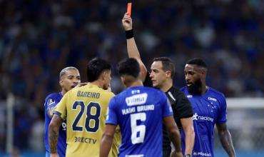 El fuerte posteo de Bareiro tras su expulsión en la derrota de Boca ante Cruzeiro por la Copa Libertadores