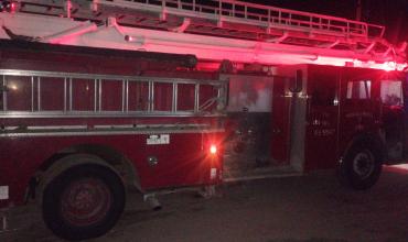 A causa de un cortocircuito se incendió un televisor en una vivienda del barrio Saúl Ubaldini