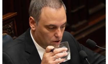 Manuel Adorni descarta renunciar: "Por el contrario, estoy acá dando la cara"