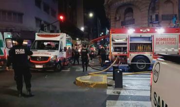 Se incendió un edificio en el centro porteño y diez personas tuvieron que ser asistidas