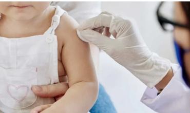 Meningitis: alertan por el aumento de casos y la baja vacunación