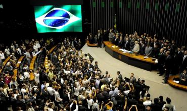 La Cámara de Diputados de Brasil prueba reducción de jornada laboral a 40 horas semanales