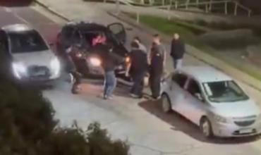  Milagro en Mar del Plata: un joven fue atropellado tras una pelea callejera y sobrevivió al brutal impacto
