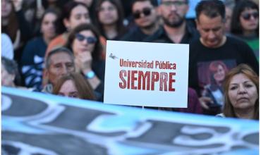 El Gobierno y las universidades sellaron un acuerdo salarial y presupuestario, pero continúa la demanda en la Corte
