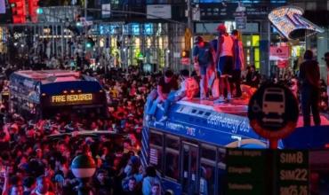 Locura en Nueva York tras el título de los Knicks: fanáticos provocaron disturbios en Times Square