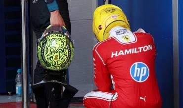 La lágrimas de Lewis Hamilton tras conseguir su primera victoria con Ferrari: “Me ayudaron a cumplir mi sueño”