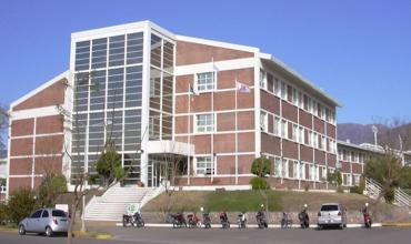 La UNLaR propone mandatos de cuatro años y una sola reelección para sus máximas autoridades