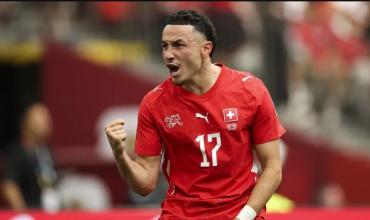 Suiza se complicó en el final, pero venció a Canadá y se quedó con el Grupo B