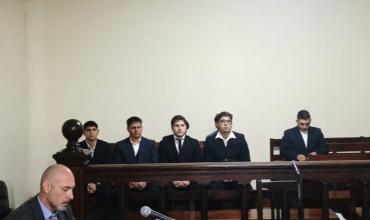 Condenaron a siete años de cárcel a los siete hombres que violaron en grupo a una adolescente en Bahía Blanca