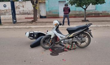 Choque frontal entre dos motocicletas en Milagro: ambos conductores fueron derivados a Chamical