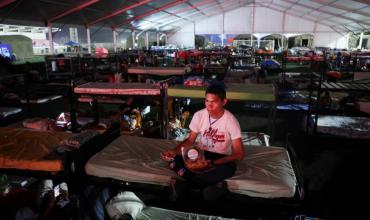 Crisis de desplazados tras los terremotos en Venezuela: más de 10.000 refugiados y éxodo masivo de La Guaira