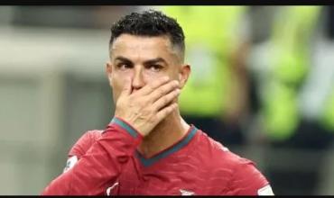 Ronaldo, desconsolado tras la eliminación de Portugal ante España en el Mundial
