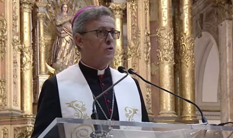 Frente a Milei, el arzobispo porteño pidió terminar con las “cuevas de la corrupción” y citó a Messi para pedir la unión de los argentinos