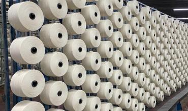 La industria textil profundiza el declive en la producción y la pérdida de empleos por el bajo consumo
